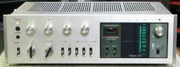 Onkyo 225