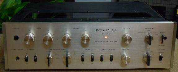 Onkyo 712