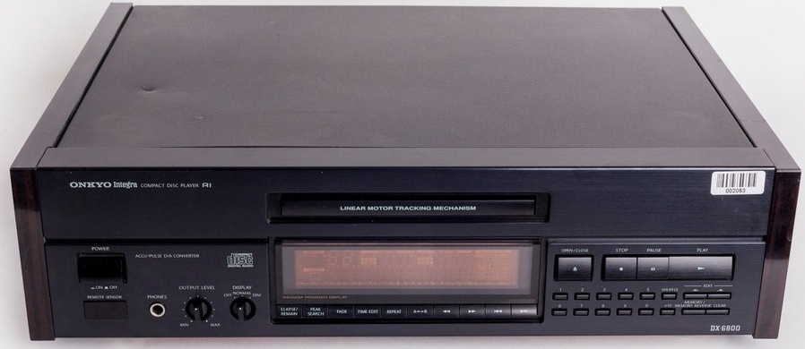 Onkyo DX 6800
