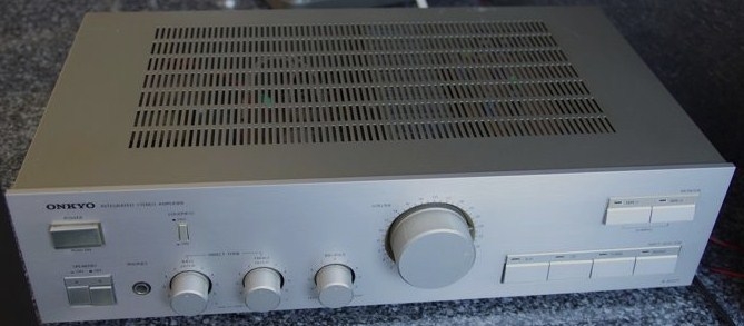 Onkyo A 8027