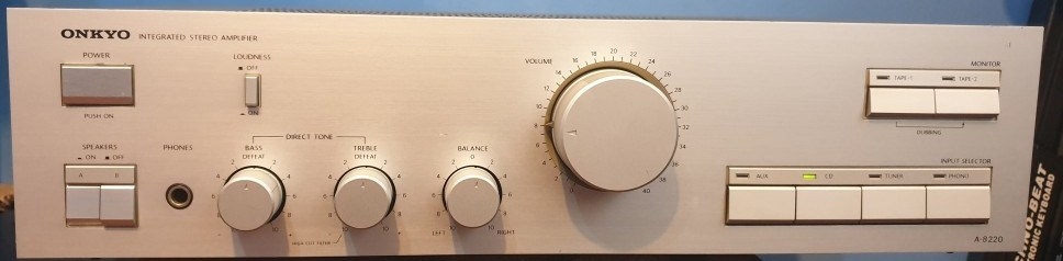 Onkyo A 8220