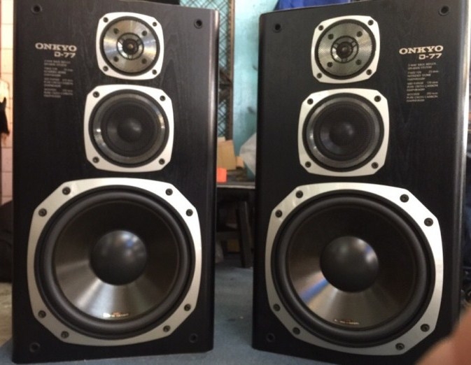 Onkyo D 77