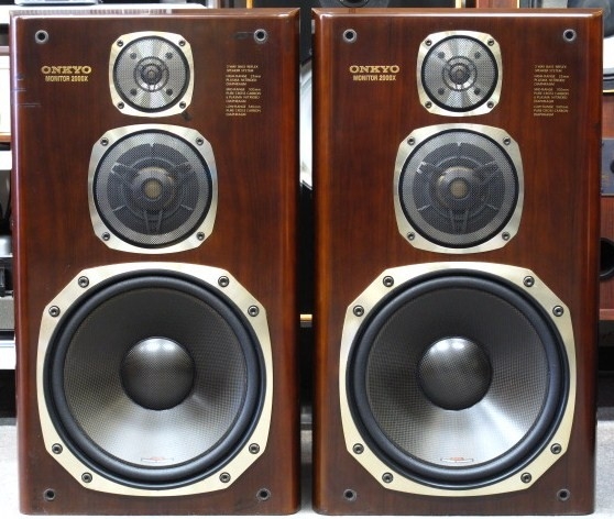 Onkyo Monitor 2000 X