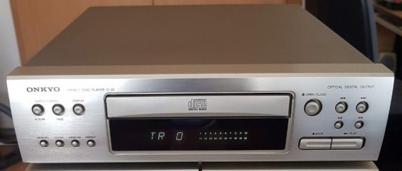 Onkyo C 32