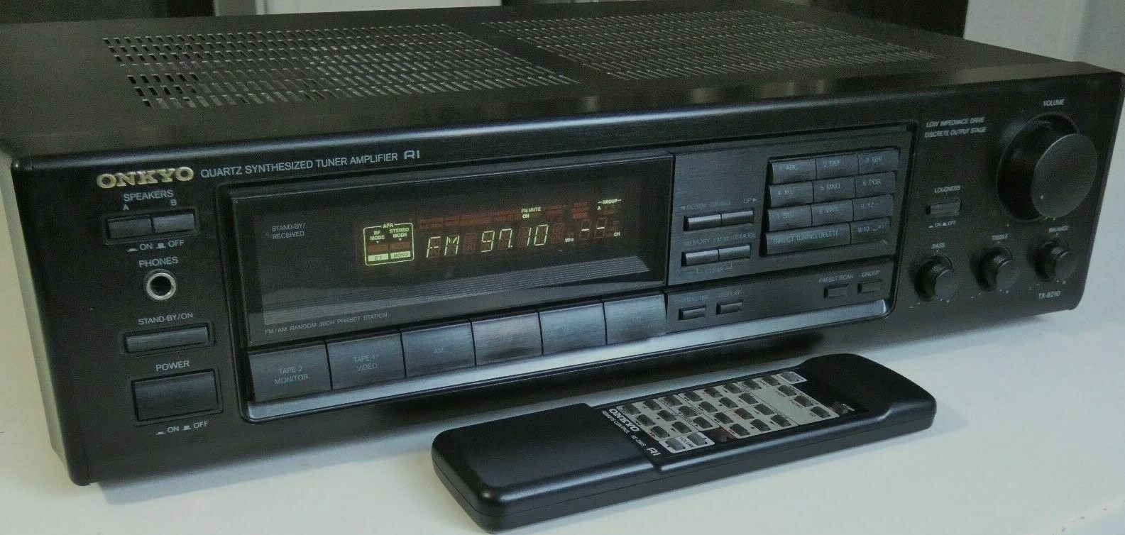 Onkyo TX 8210