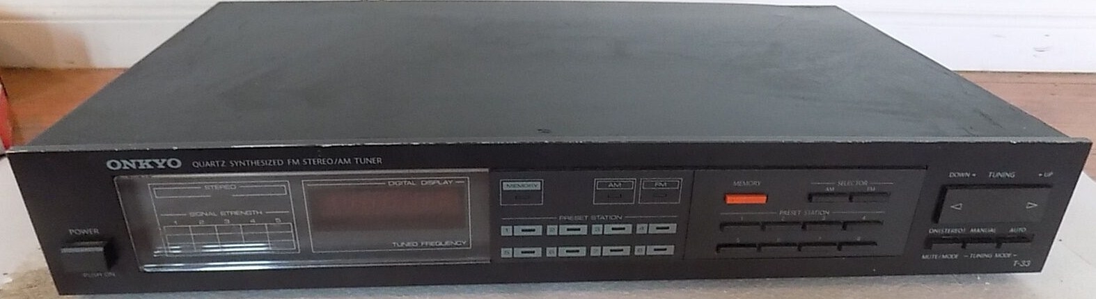 Onkyo T 33