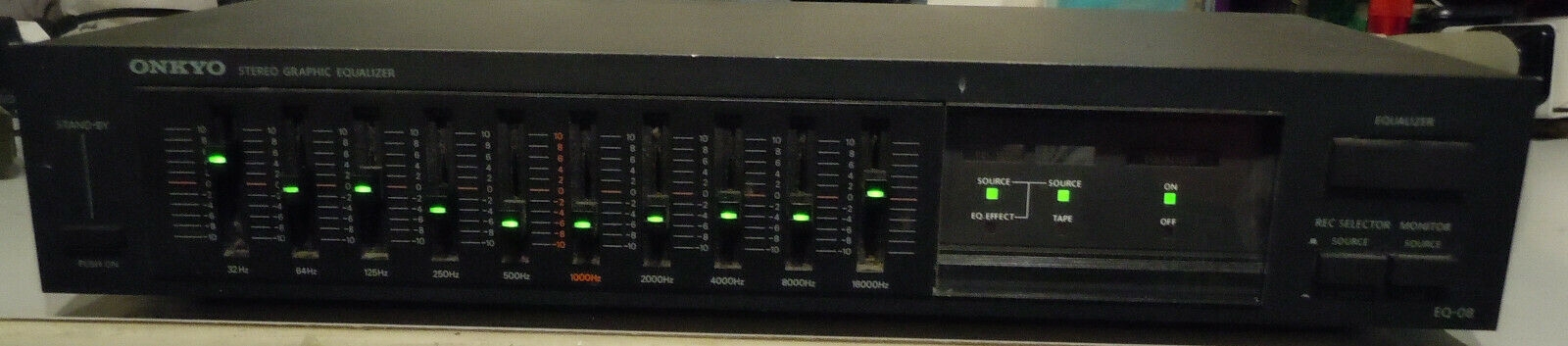 Onkyo EQ 08