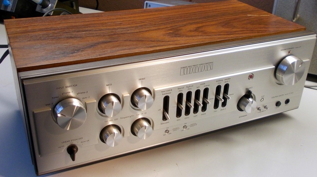 Luxman C 1000