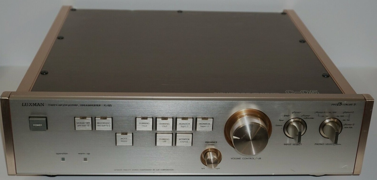 Luxman C 05