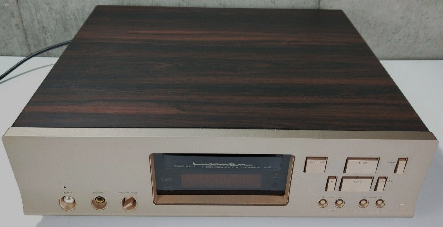 Luxman D 700 S
