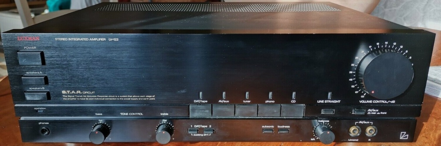 Luxman LV 122