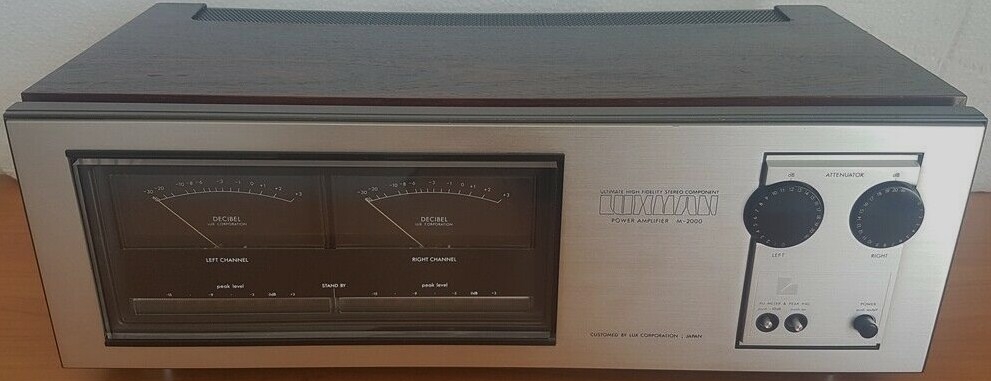 Luxman M-2000