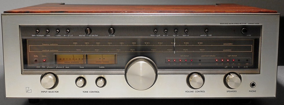 Luxman R 1050