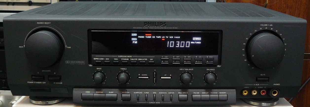 Philips 70 FR 940