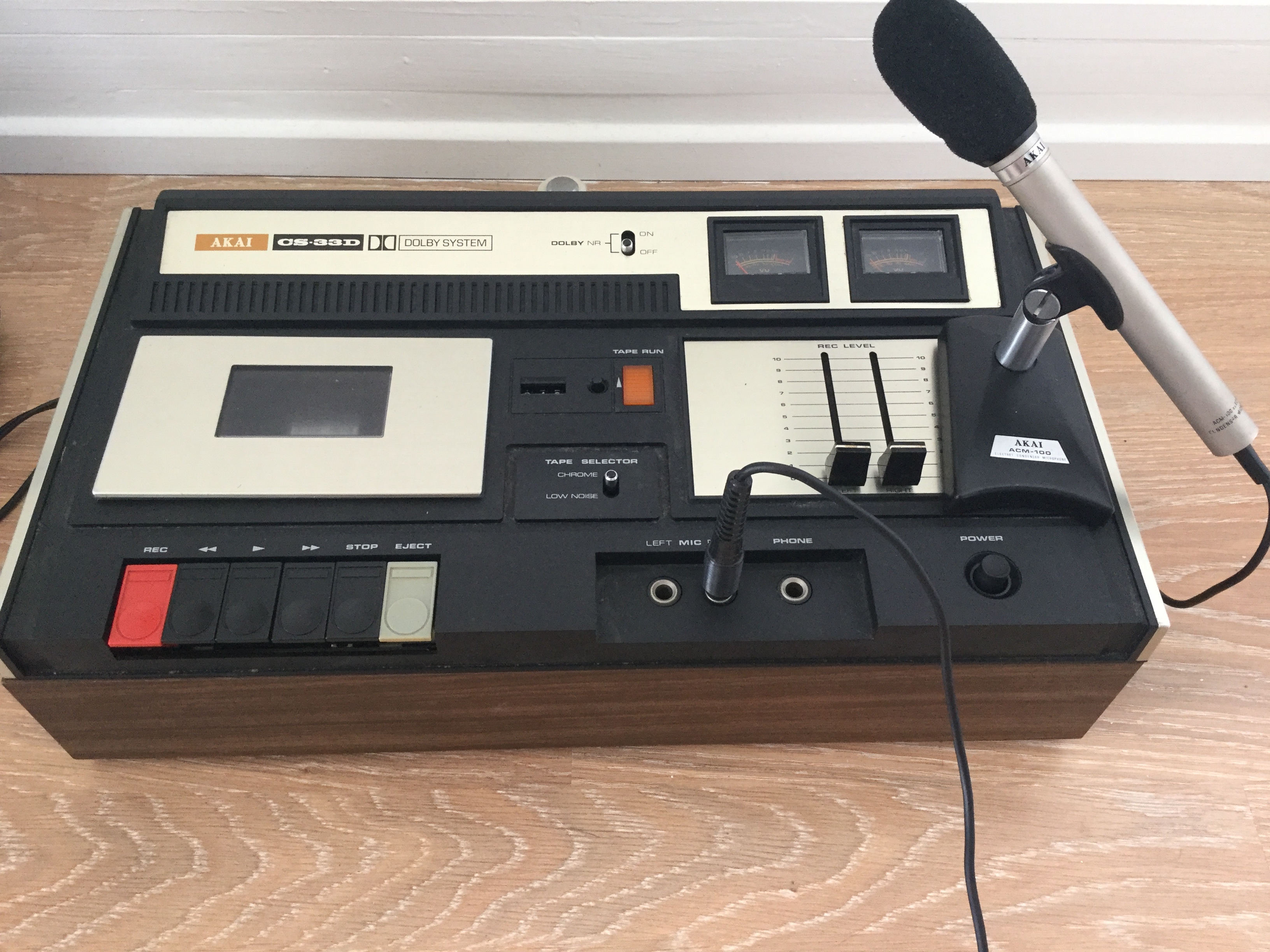 Akai CS-33D