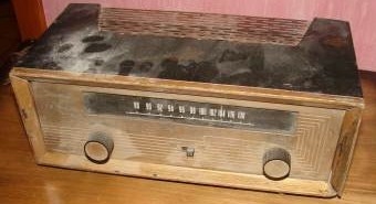 Monarch FM 100