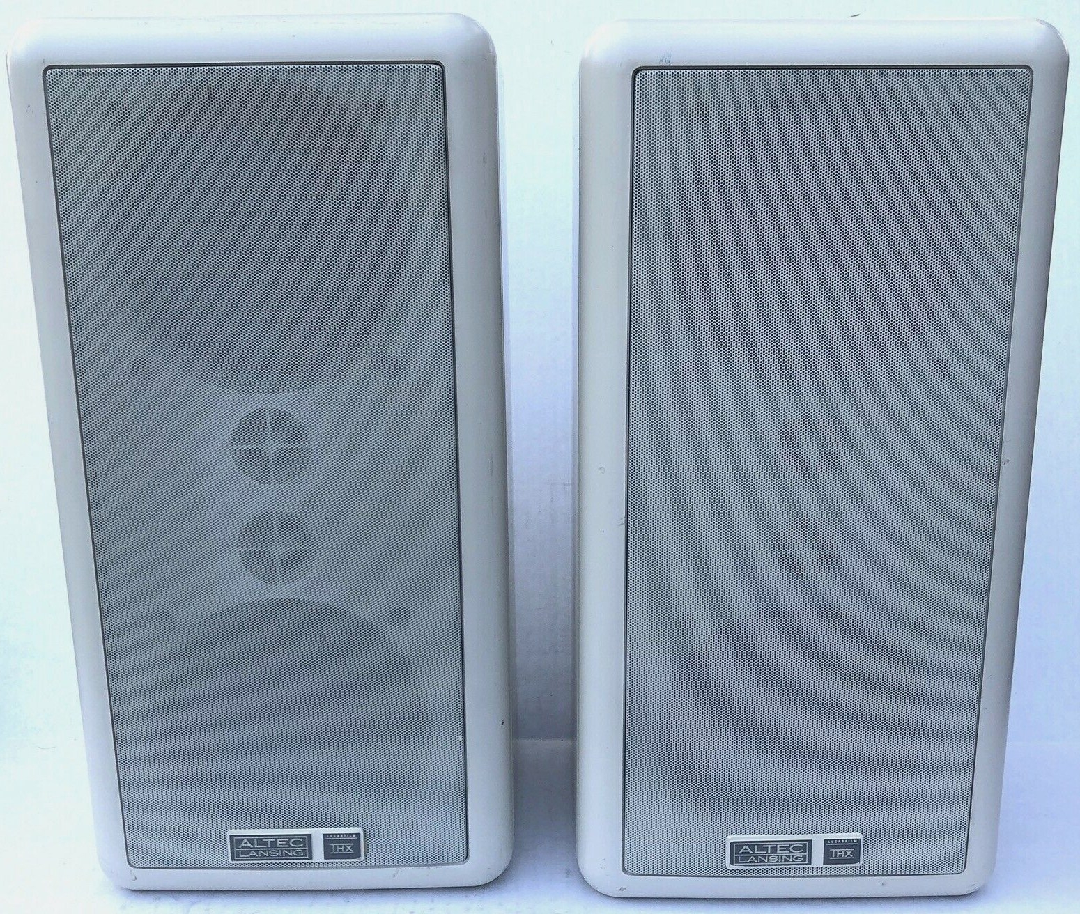 Altec AHT 2200