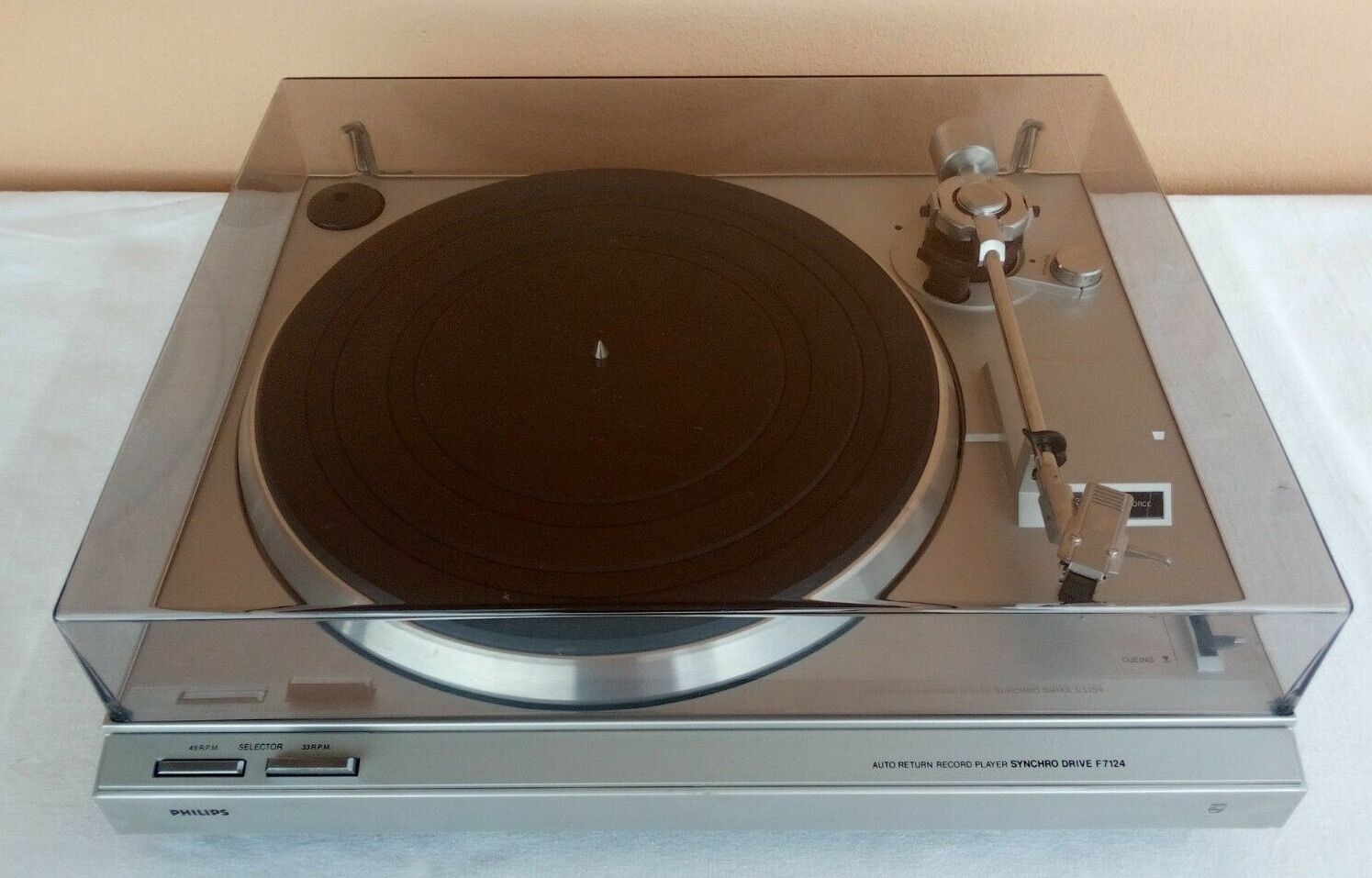 Philips F 7124