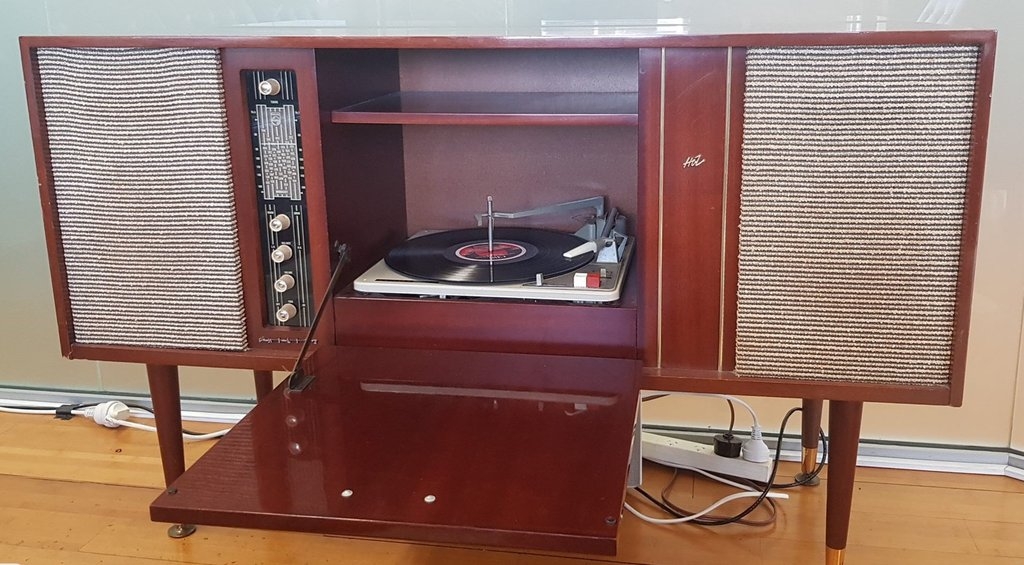 Philips F 5 Z 37 A Célestial