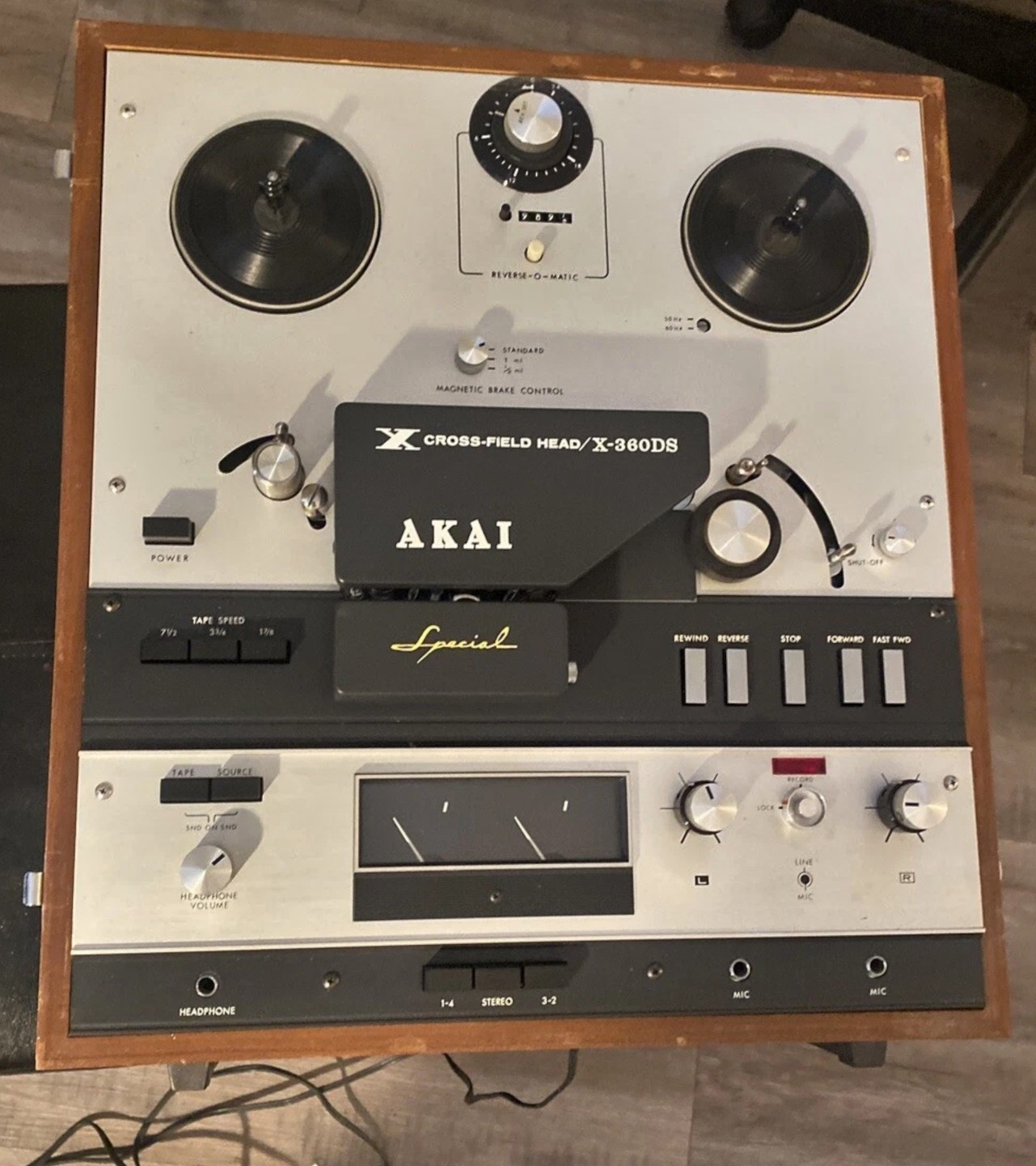 Akai X-360 DS