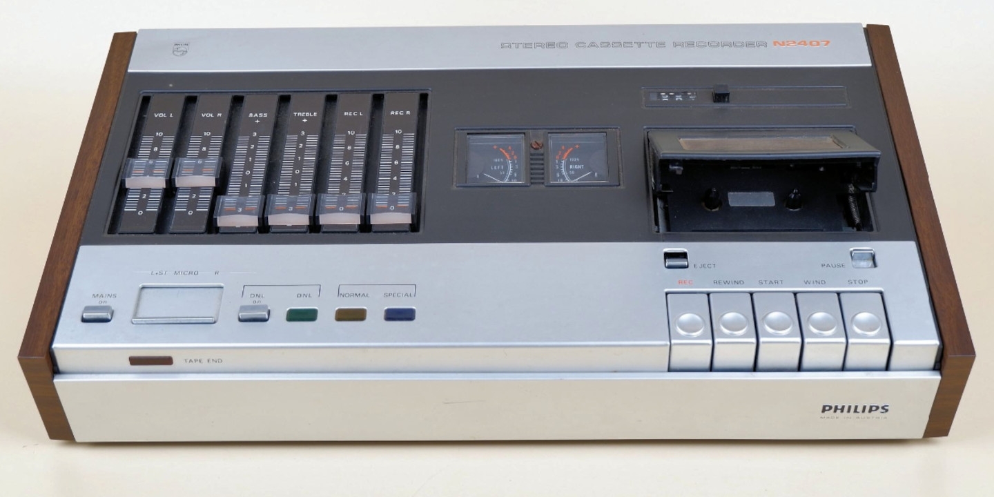 Philips N 2407