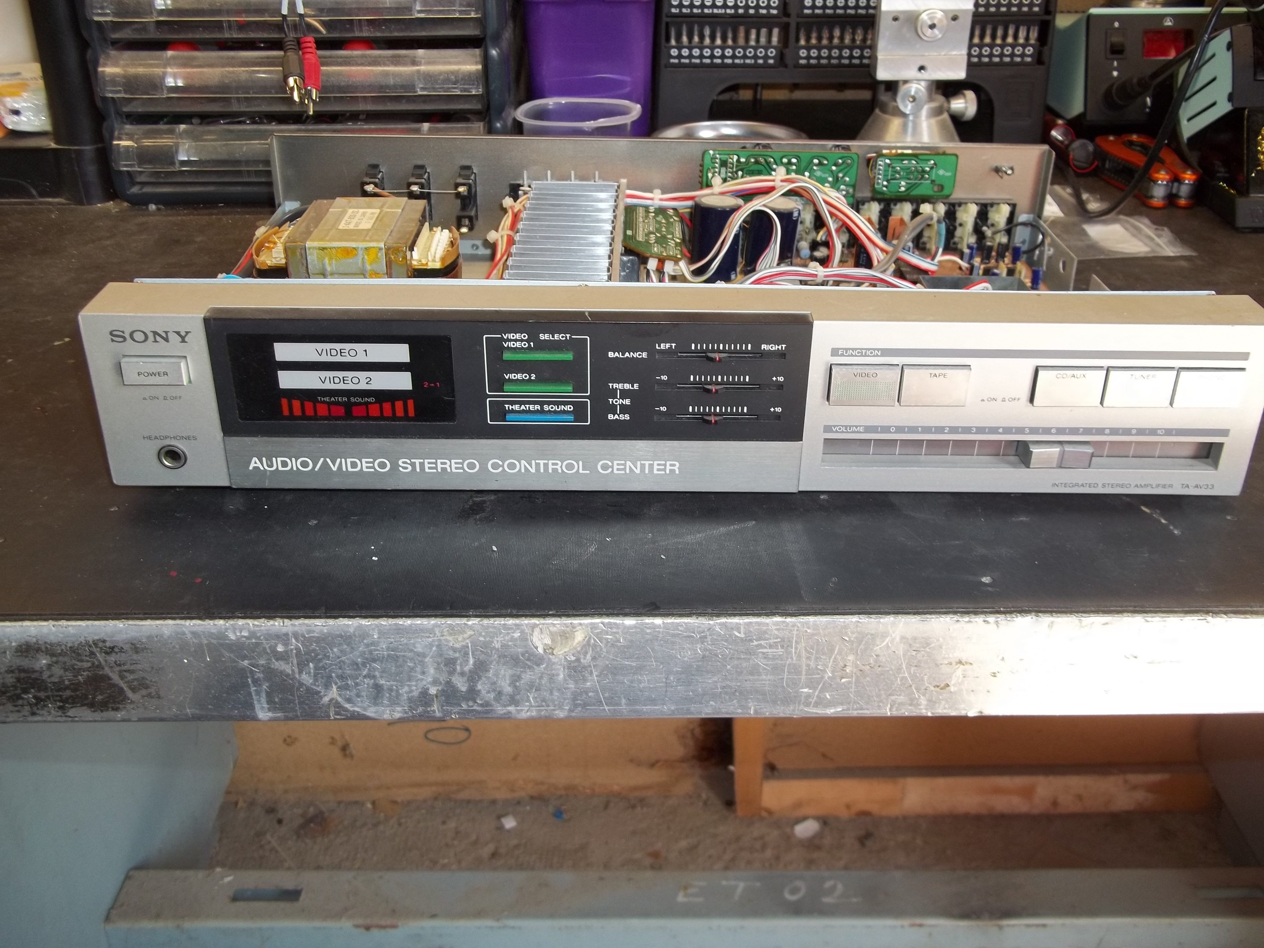 Sony TA AV33