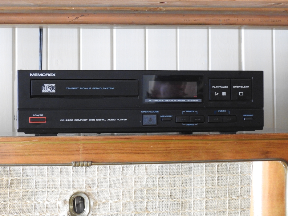 Memorex CD 2200
