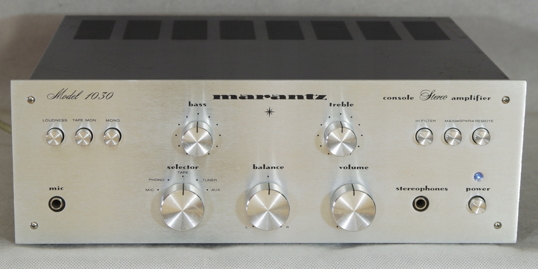 Marantz 1030