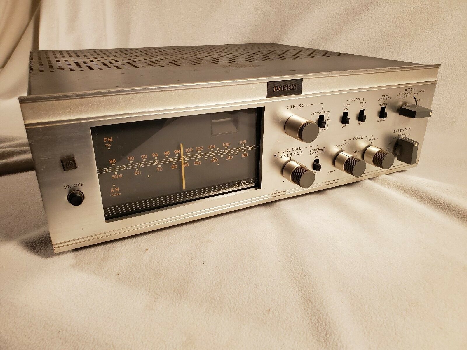 Pioneer SM-Q305 (SM-600)