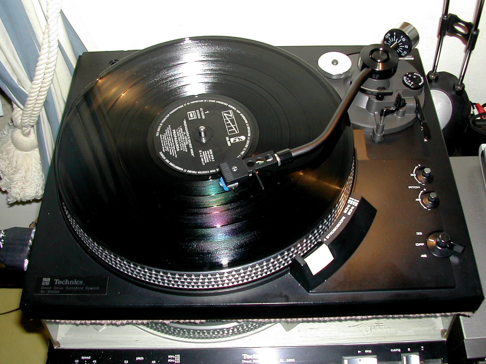 Technics SL-2000