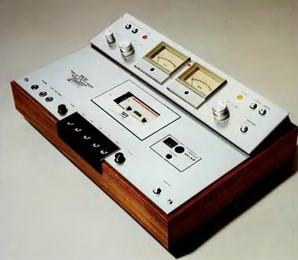 Akai GXC-325 D
