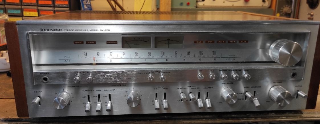 Pioneer SX 850