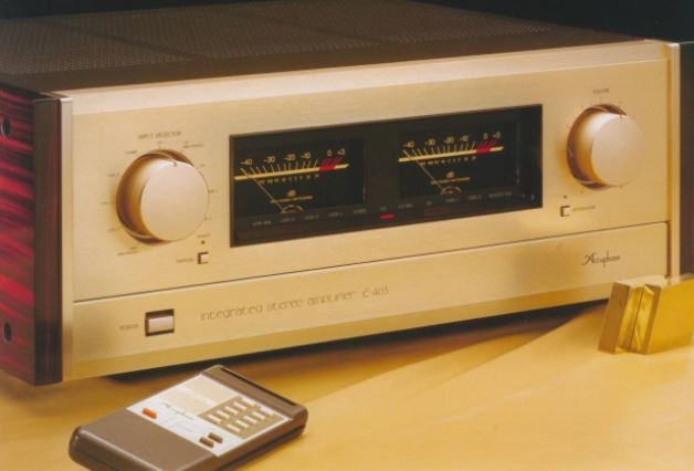 Accuphase E-405