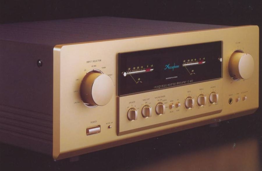 Accuphase E-407