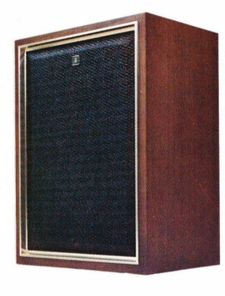 Akai SW-130