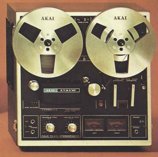 Akai 1721W