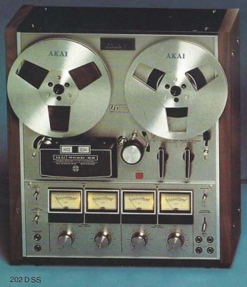 Akai 202D-SS