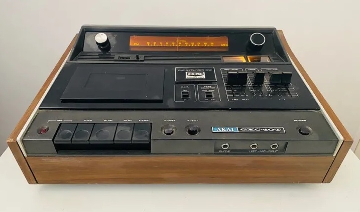 Akai GXC-40 T