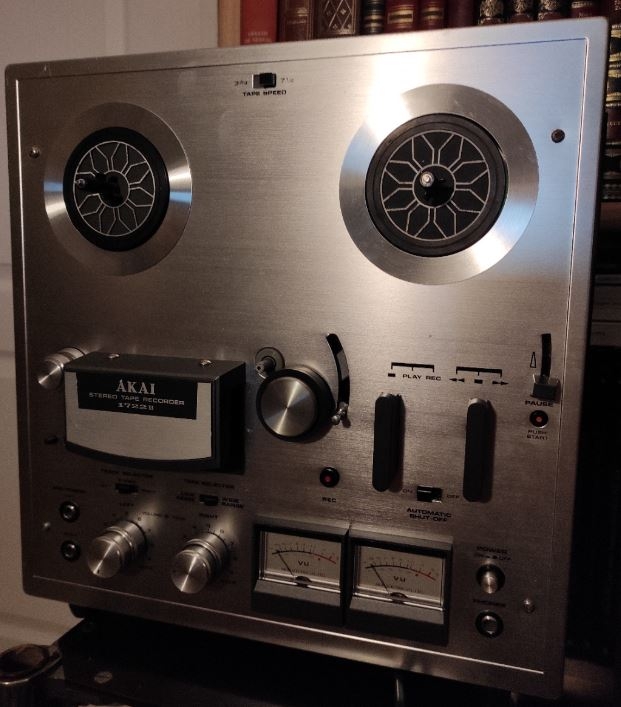 Akai 1722 II