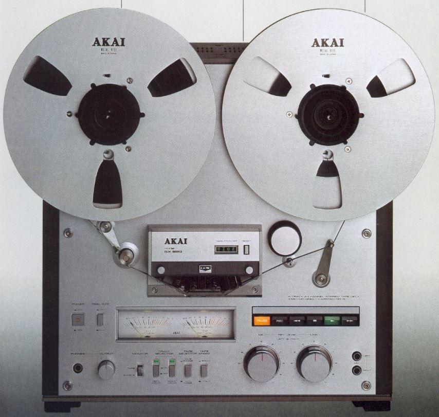 Akai GX-620