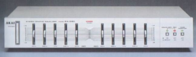 Akai EA-G30