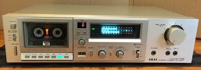 Akai GX-F35