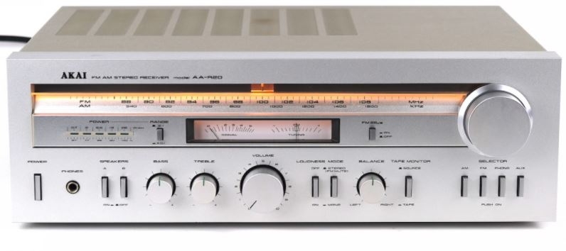Akai AA-R20