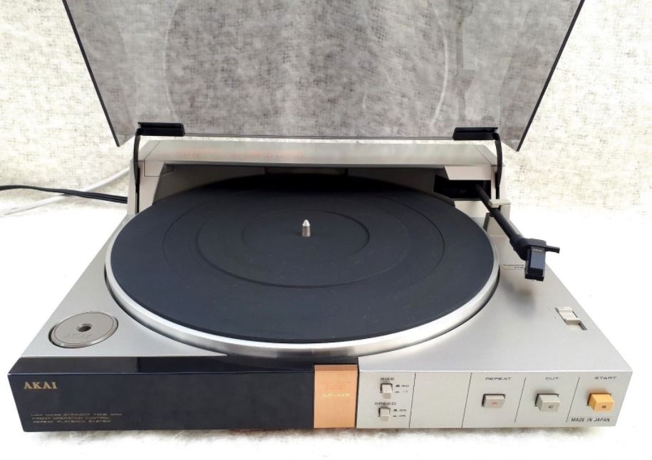 Akai AP-M3