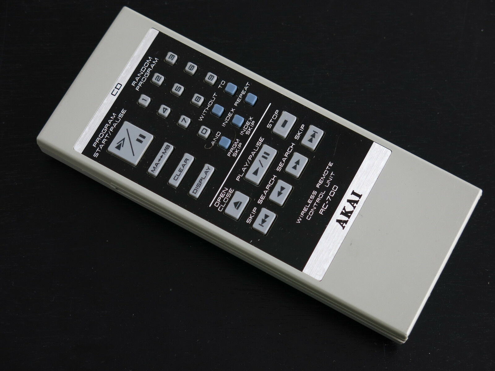 Akai RC-700