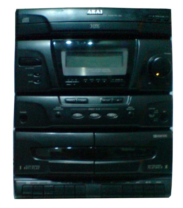 Akai AC-300