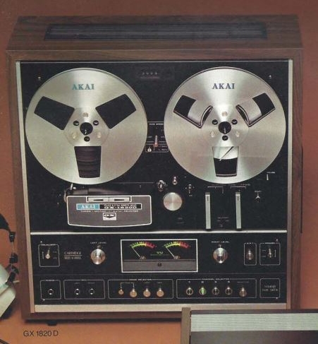Akai GX-1820D