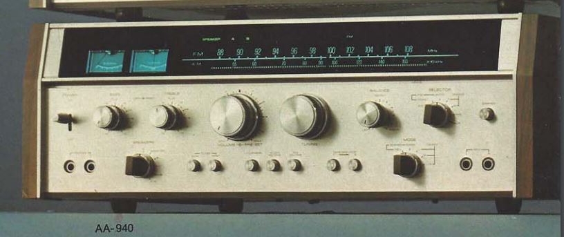 Akai AA-940