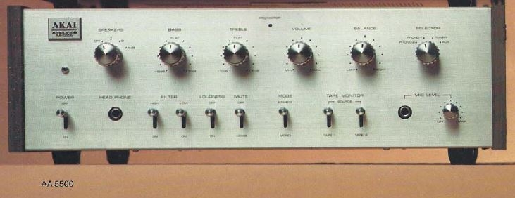 Akai AA-5500