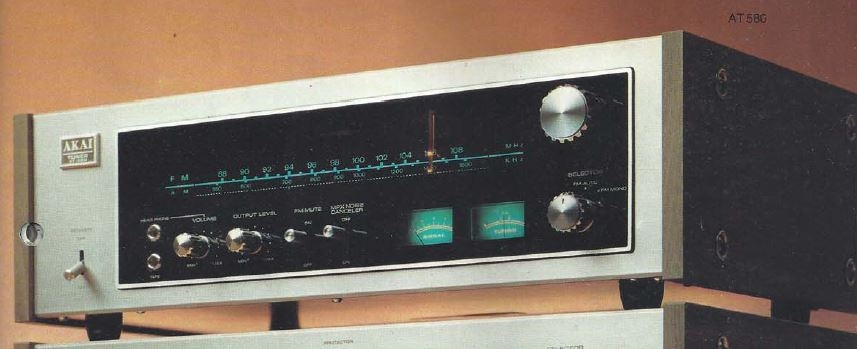 Akai AT-180